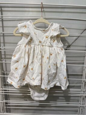 H&M White Baby Dress Bodysuit with Mustard Floral Print 4-6